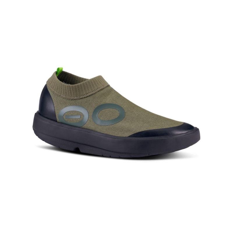 Oofos Men's OOmg eeZee Mid Shoe - Black & Green