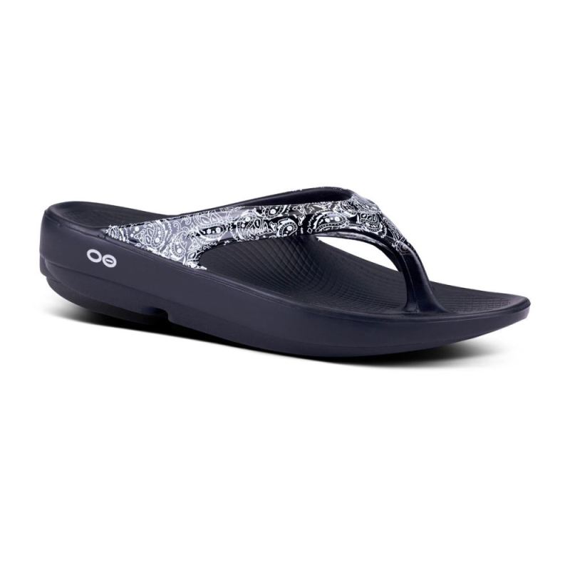 Oofos Women's OOlala Limited Sandal - Black Bandana [OofosBALVTbZ4 ...