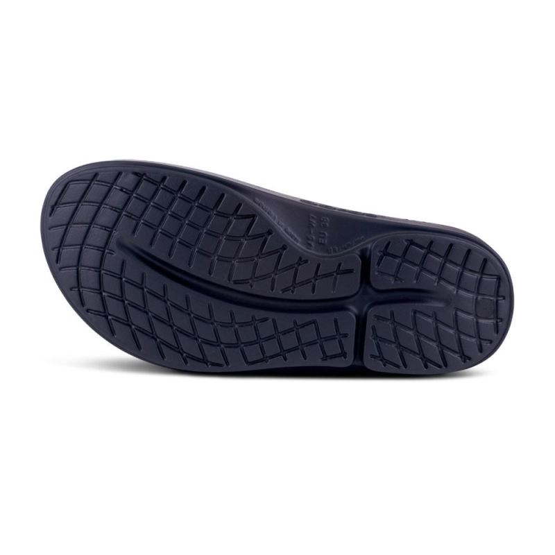 Oofos Women's OOahh Luxe Slide Sandal - Black Gator