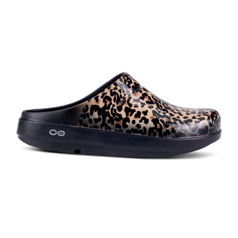Oofos Women's OOcloog Limited Edition Clog - Leopard