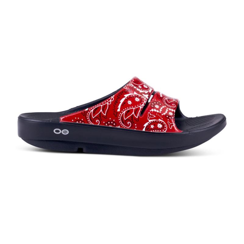 Oofos Women's OOahh Luxe Slide Sandal - Red Bandana