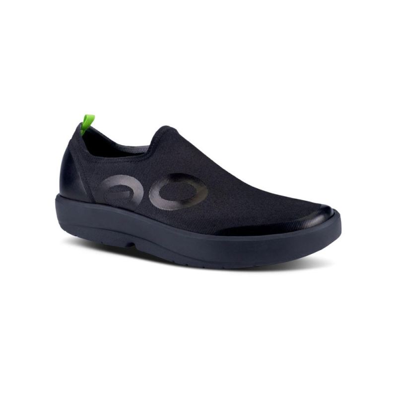 Oofos Men's OOmg eeZee Low Shoe - Black