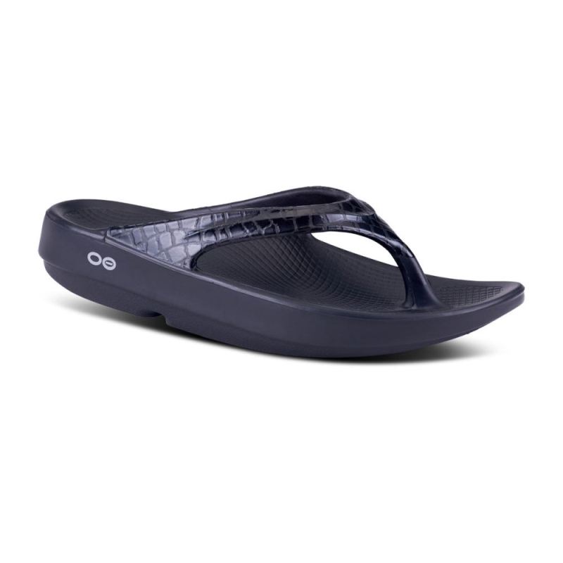 Oofos Women's OOlala Limited Sandal - Black Gator